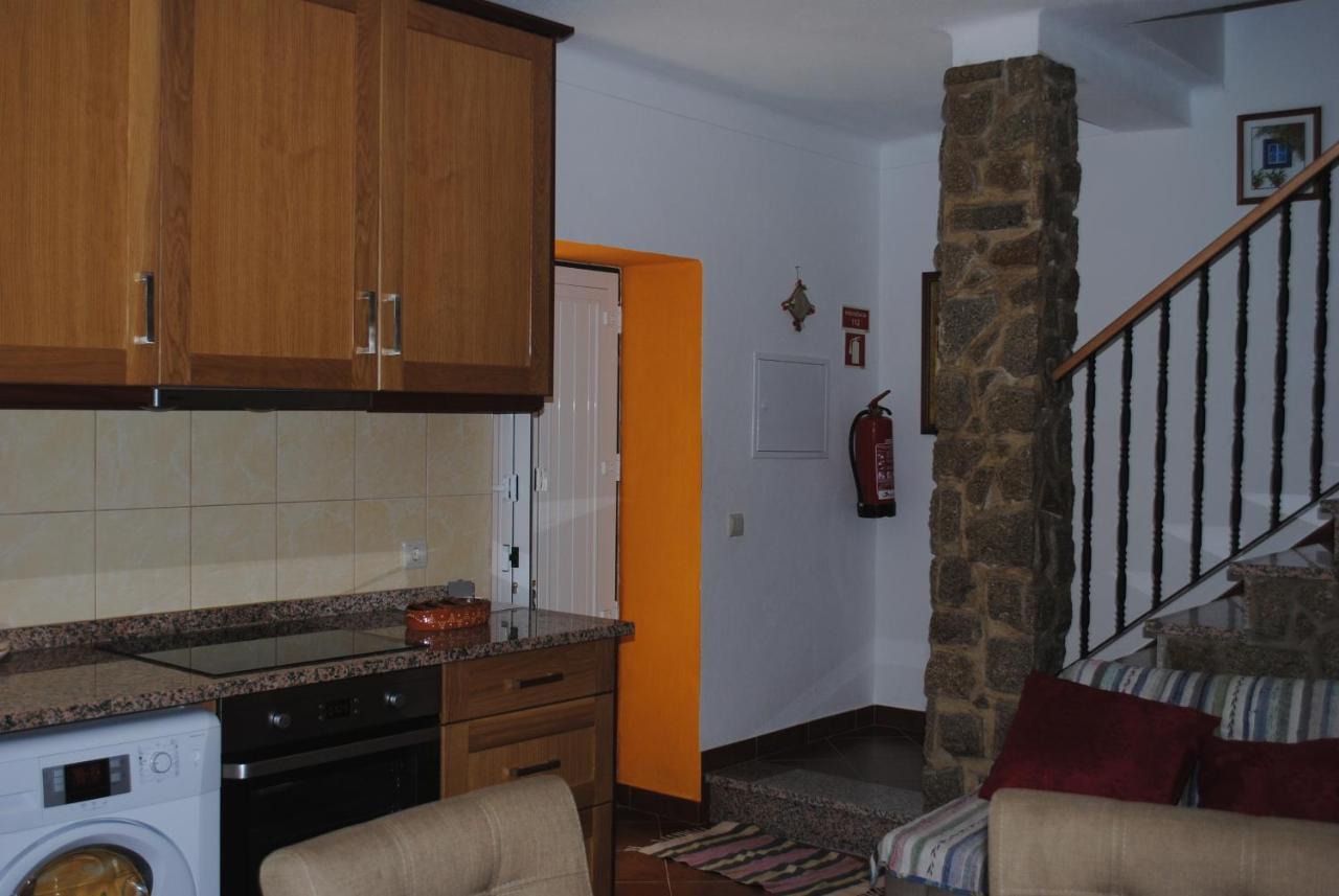 Villa Moradia Familia Escoto Monsanto Exterior foto