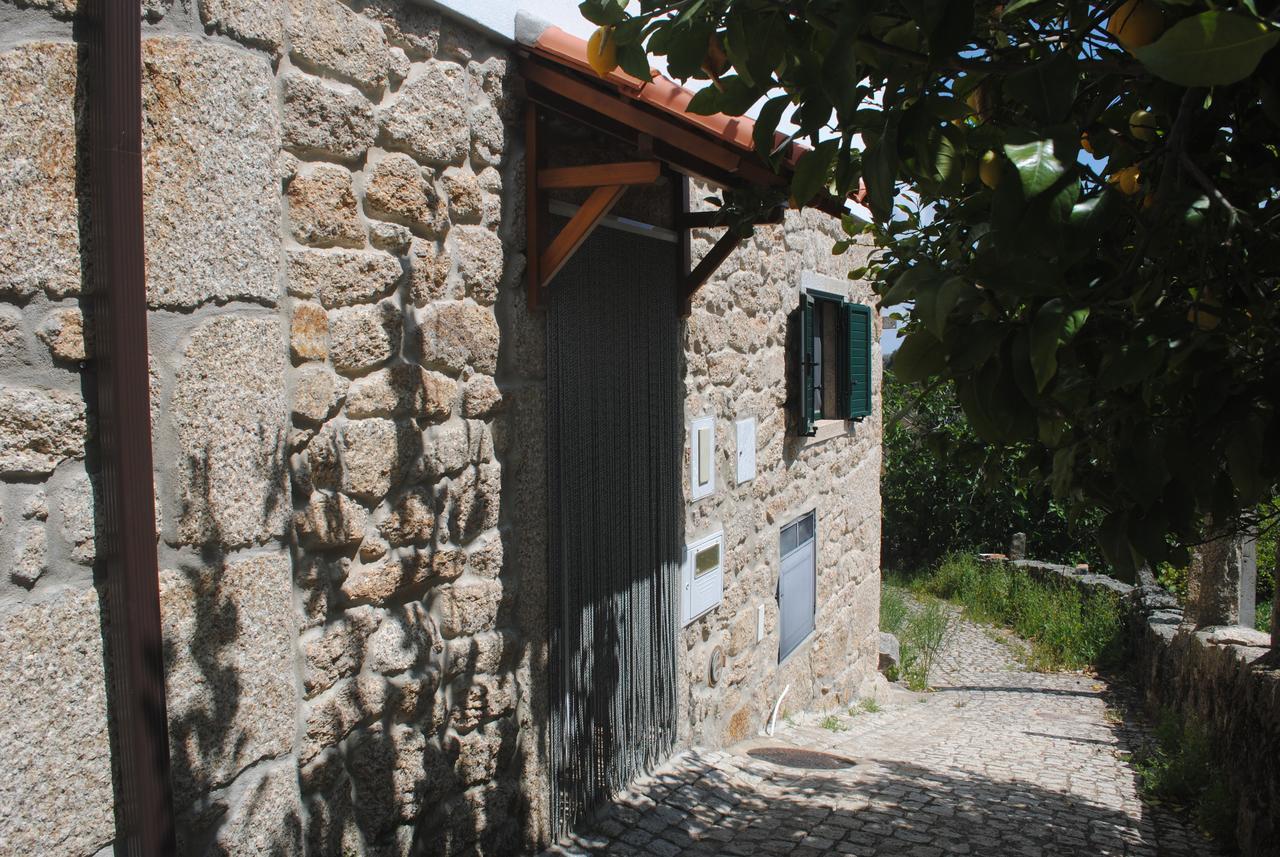 Villa Moradia Familia Escoto Monsanto Exterior foto